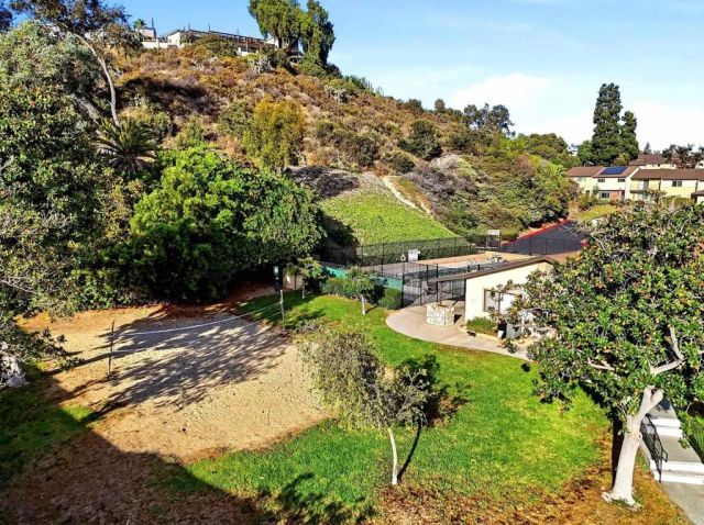3330 Fairlomas Road, National City, CA 91950