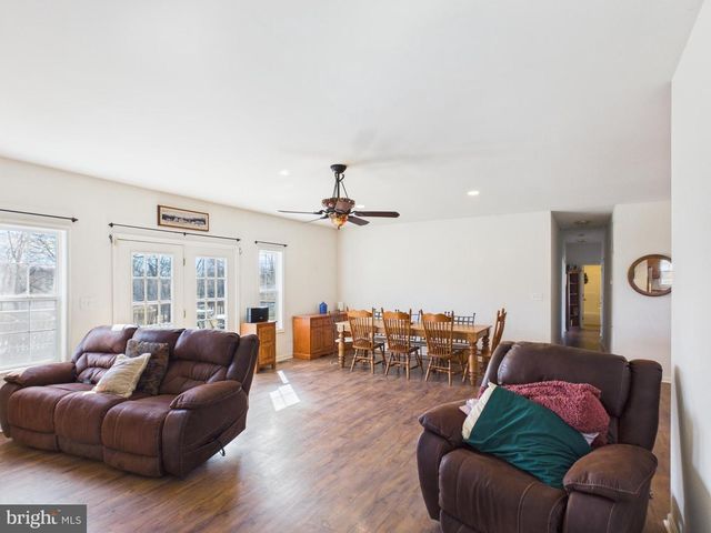 153 PRUNE LN, Martinsburg, WV 25403