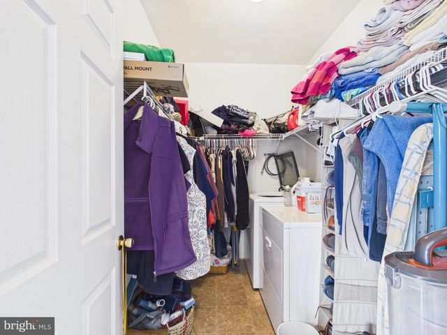 153 PRUNE LN, Martinsburg, WV 25403