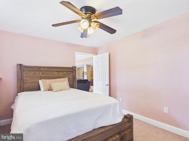 153 PRUNE LN, Martinsburg, WV 25403