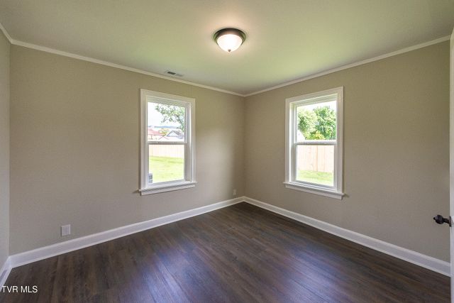 2532 Russell Street, Kingsport, TN 37660