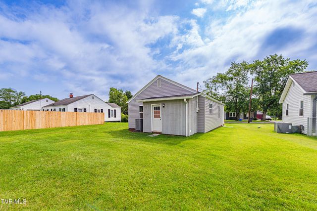 2532 Russell Street, Kingsport, TN 37660
