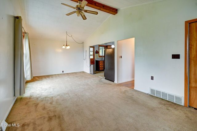 15 Ridge Road, Canajoharie, NY 13317