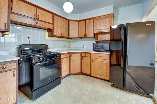 15 Ridge Road, Canajoharie, NY 13317