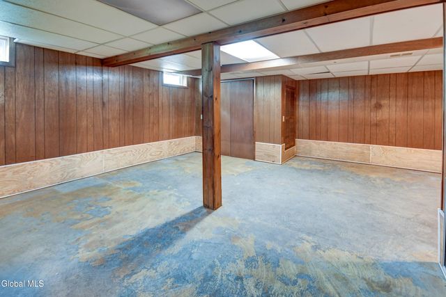 15 Ridge Road, Canajoharie, NY 13317