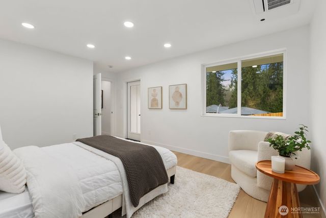 10611 Jovita Boulevard E, Edgewood, WA 98372