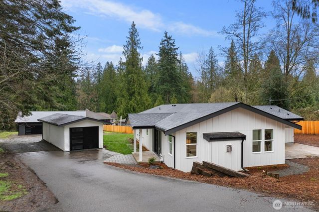 10611 Jovita Boulevard E, Edgewood, WA 98372
