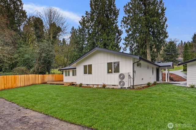 10611 Jovita Boulevard E, Edgewood, WA 98372