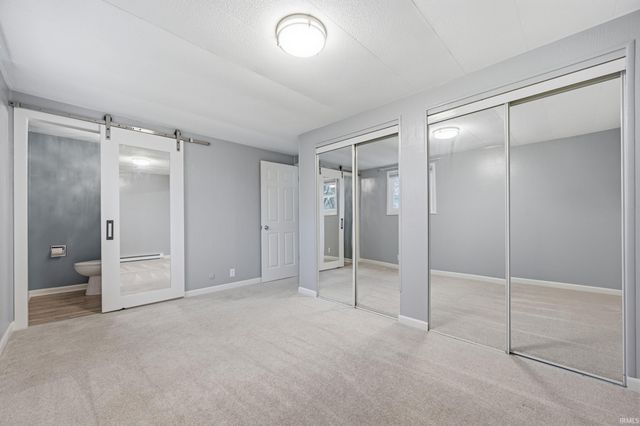 9109 W Sutherland Avenue, Yorktown, IN 47396