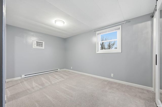 9109 W Sutherland Avenue, Yorktown, IN 47396