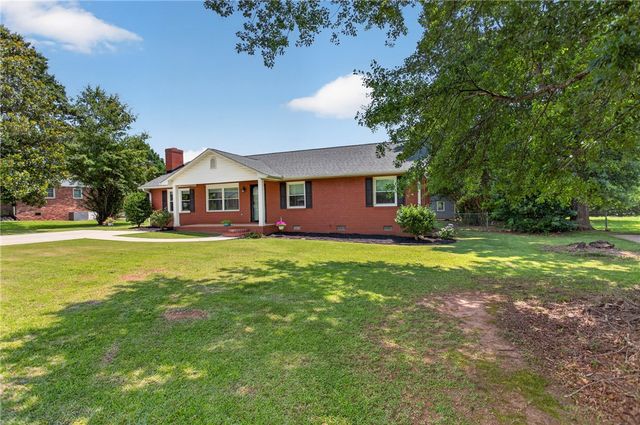 113 Greenfield Avenue, Pendleton, SC 29670