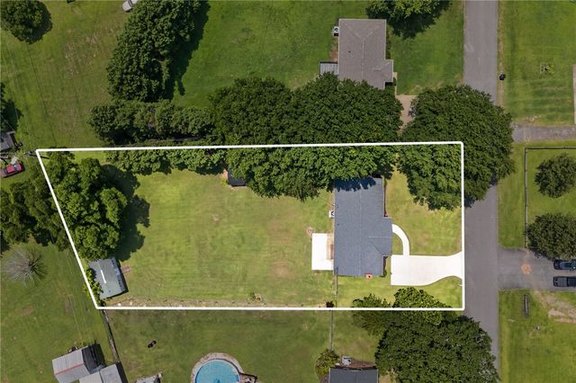 113 Greenfield Avenue, Pendleton, SC 29670
