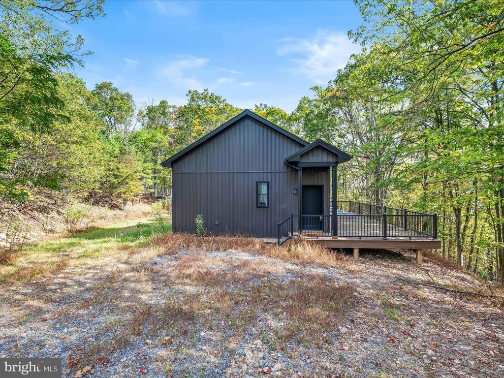 254 JUDY LN, Great Cacapon, WV 25422