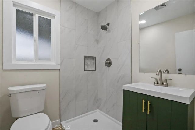 17735 E Newburgh, Azusa, CA 91702