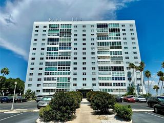 7200 SUNSHINE SKYWAY LANE S 7E, St Petersburg, FL 33711