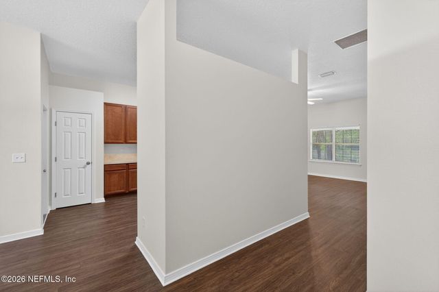 2091 CHEROKEE COVE Trail, Jacksonville, FL 32221