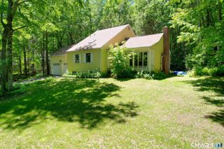 19 Bittersweet Lane, Burlington, CT 06013