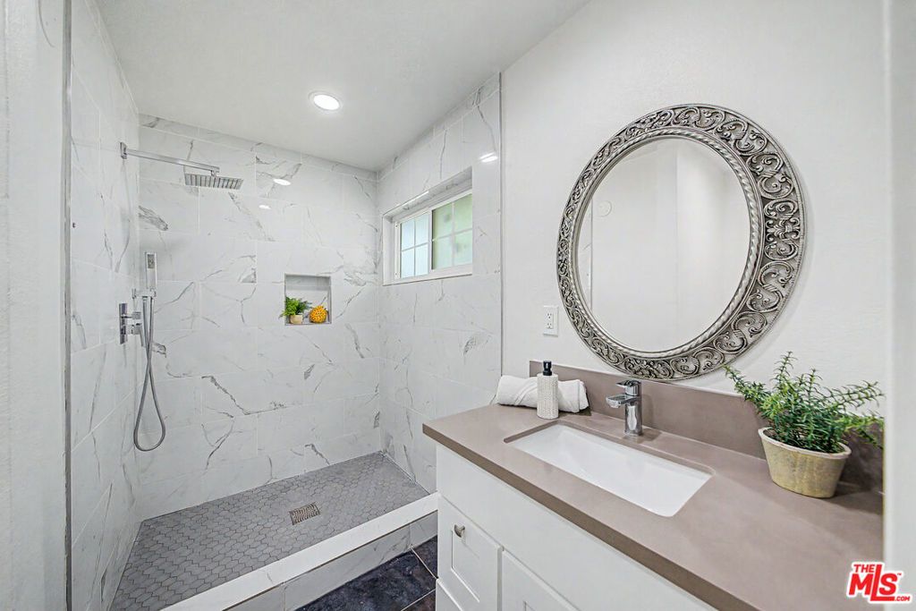 Image 17 of property listing at 6291 San Ramon Way, Buena Park, CA 90620