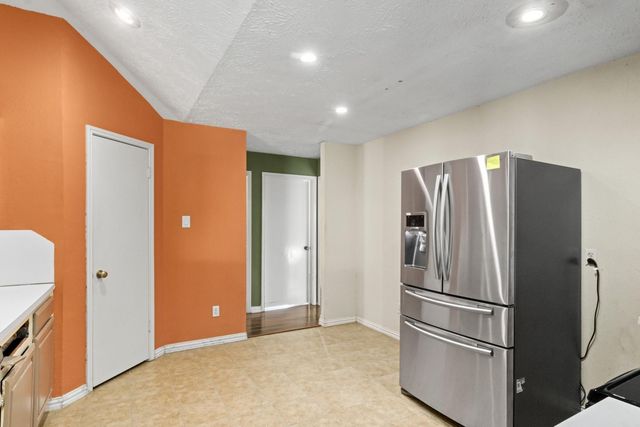 1209 Wildwood Drive, Deer Park, TX 77536