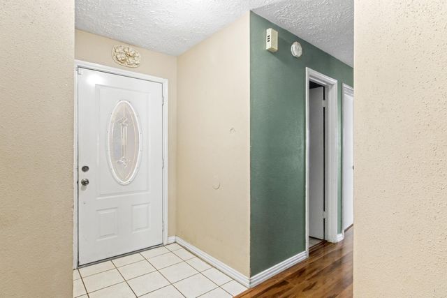 1209 Wildwood Drive, Deer Park, TX 77536