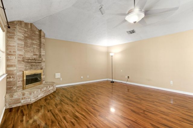 1209 Wildwood Drive, Deer Park, TX 77536