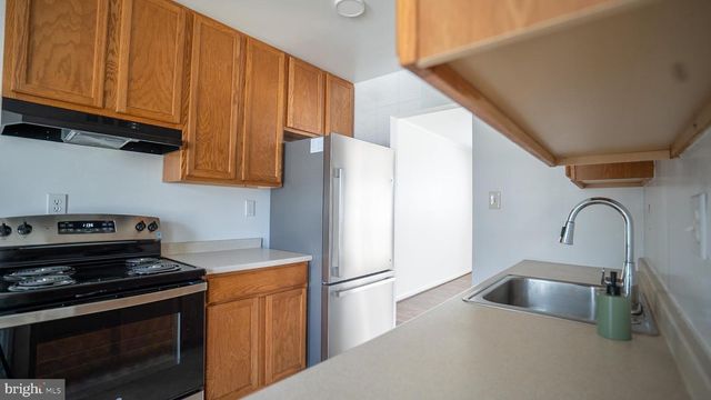 11748 TROPHY CT, Germantown, MD 20876
