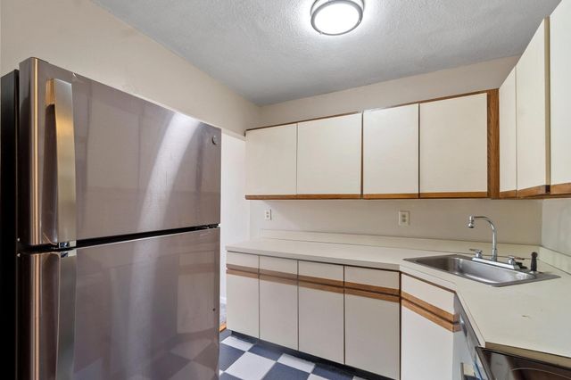 1409 Commonwealth Avenue 502, Boston, MA 02135