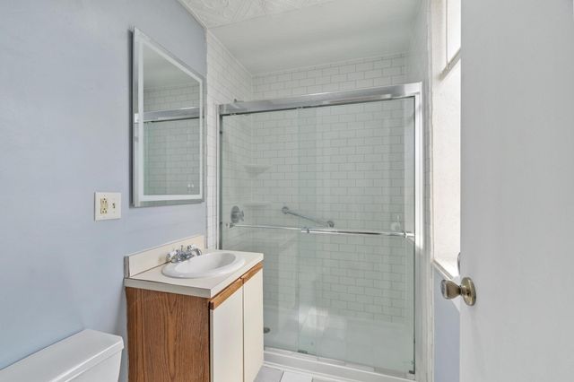 1409 Commonwealth Avenue 502, Boston, MA 02135