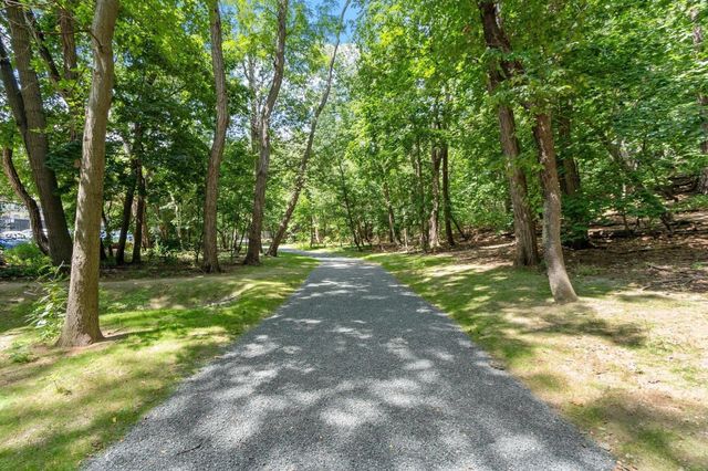 1409 Commonwealth Avenue 502, Boston, MA 02135