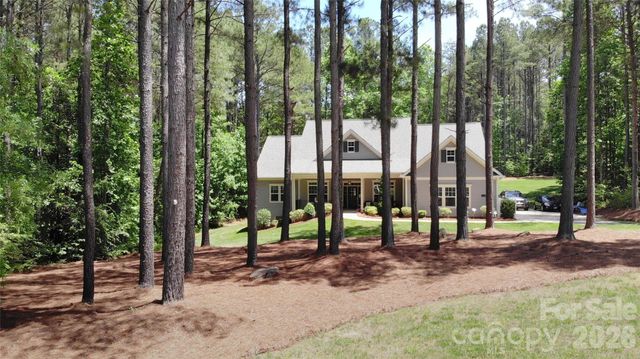 4660 Gold Finch Drive, Denver, NC 28037