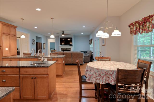 4660 Gold Finch Drive, Denver, NC 28037