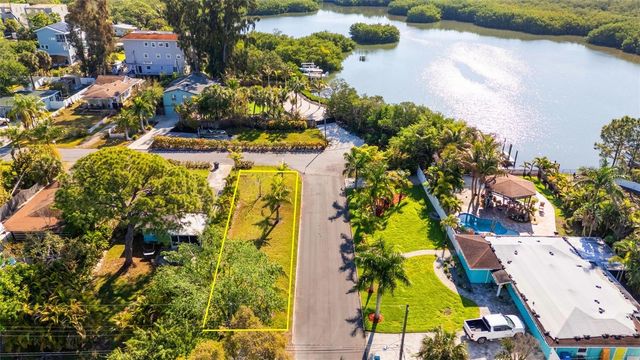 44TH STREET S, Gulfport, FL 33711