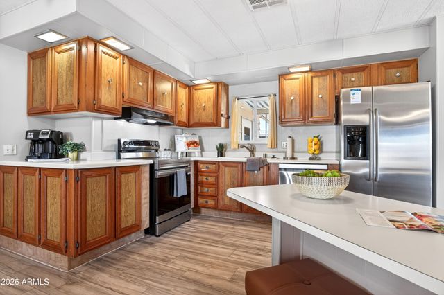 8921 E MICHIGAN Avenue, Sun Lakes, AZ 85248