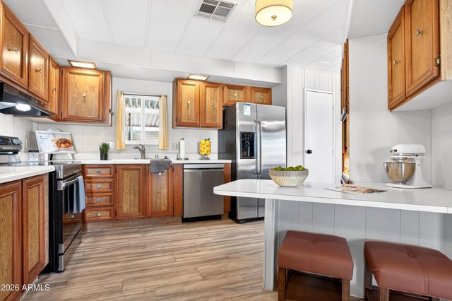 8921 E MICHIGAN Avenue, Sun Lakes, AZ 85248