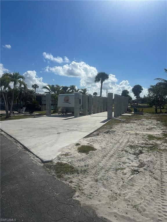 13641 Knot DR, FORT MYERS, FL 33908 — photo 2