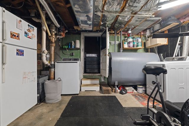 92 Laurie Ave, Boston, MA 02132