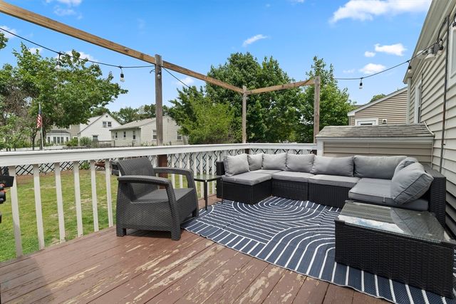 92 Laurie Ave, Boston, MA 02132