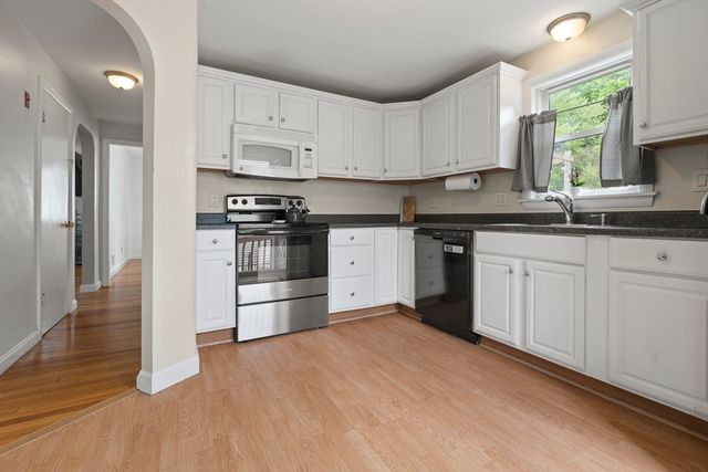 92 Laurie Ave, Boston, MA 02132