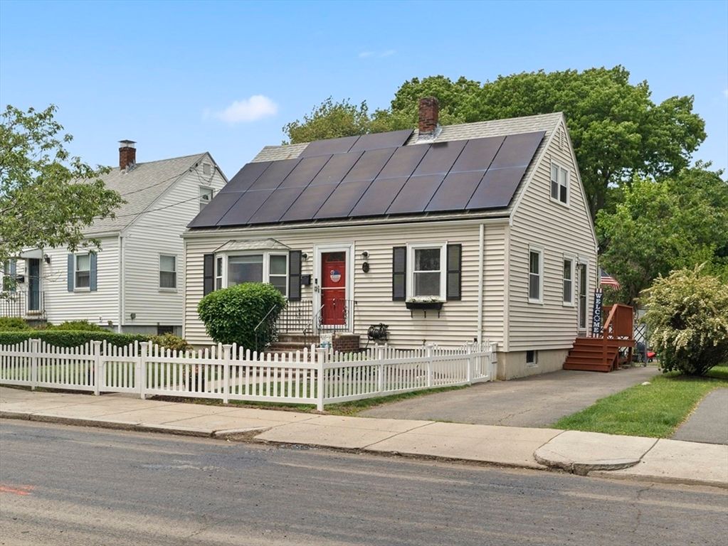 92 Laurie Ave, Boston, MA 02132