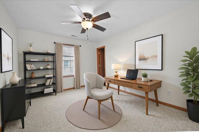 900 Brookfield Drive, Chesterton, IN 46304