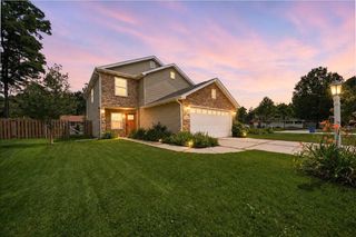 900 Brookfield Drive, Chesterton, IN 46304