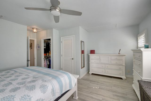1020 Casuarina Road, Delray Beach, FL 33483