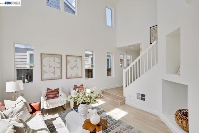 7314 Carter Ave, Newark, CA 94560