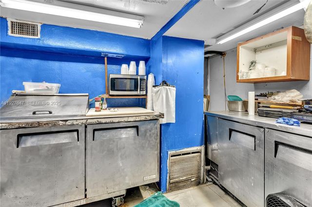 4500 NW 12th Ave, Miami, FL 33127