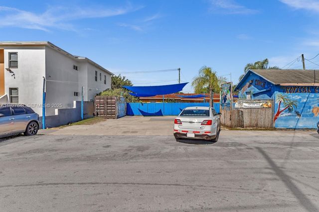 4500 NW 12th Ave, Miami, FL 33127