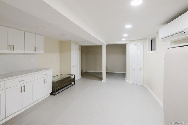 90-62 202nd Street, Hollis, NY 11423