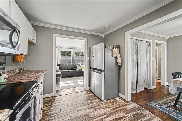 1209 N 8th Street, Lansing, KS 66043