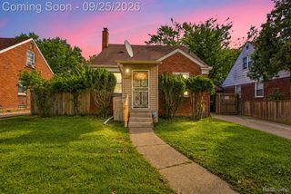 12040 W Parkway Street, Detroit, MI 48239