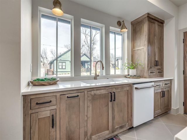 18266 Willowbrooke Court, Norman, OK 73093