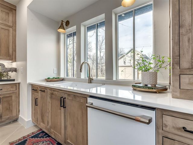 18266 Willowbrooke Court, Norman, OK 73093